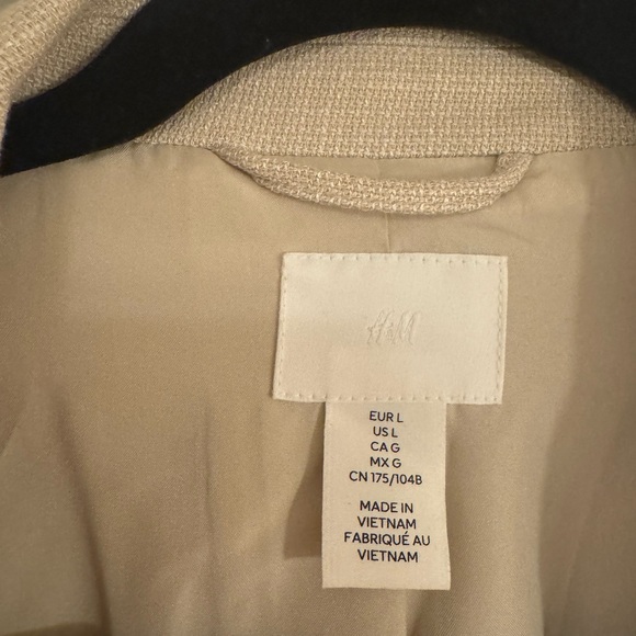 H&M Cream Blazer - Picture 3 of 4